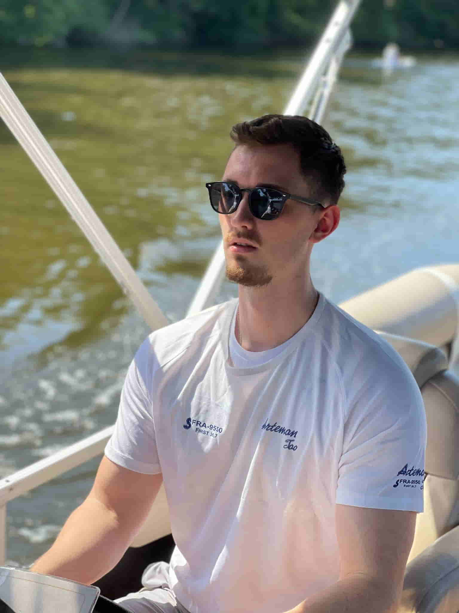 Paul auf dem Boot